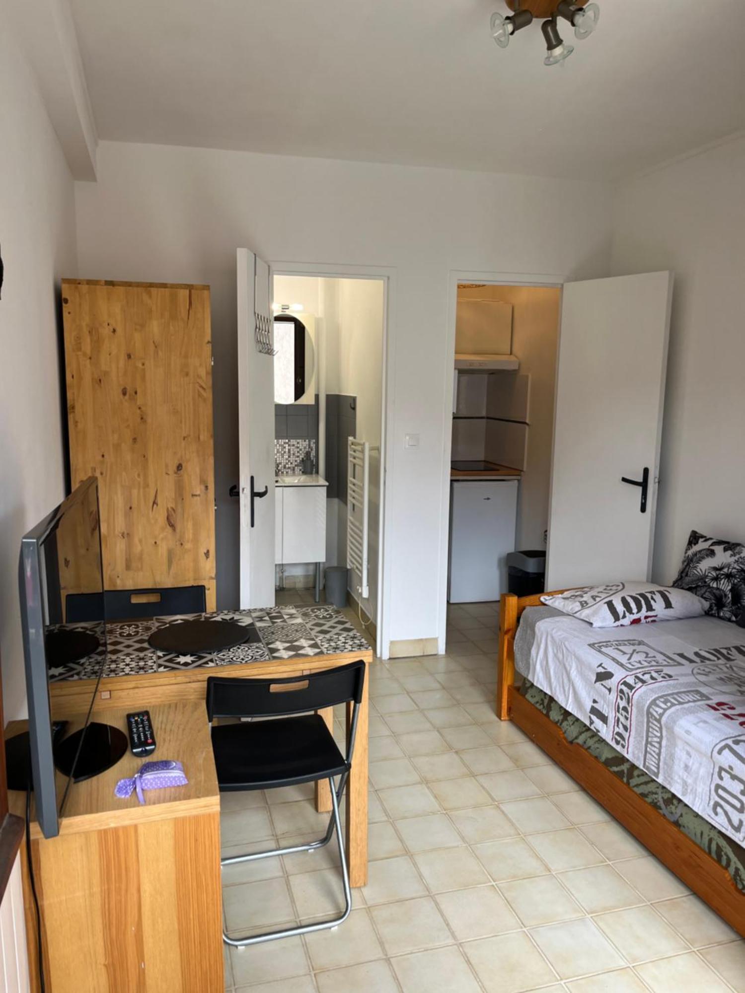 Studio Dijon Entre Centre Ville Et Facultes 外观 照片